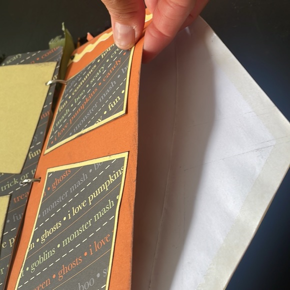 Premade Halloween envelope scrapbook- just made - Picture 6 of 8